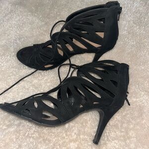 Christian Siriano strapped heeled black shoes size 8.5